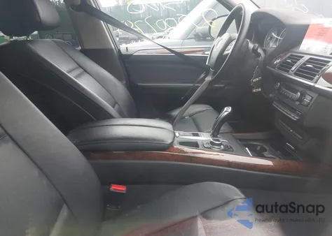 2012 BMW X5 xDrive35I/xDrive35I Premium/xDrive35I Sport Activity из США, поврежденный, VIN 5UXZV4C57CL749855